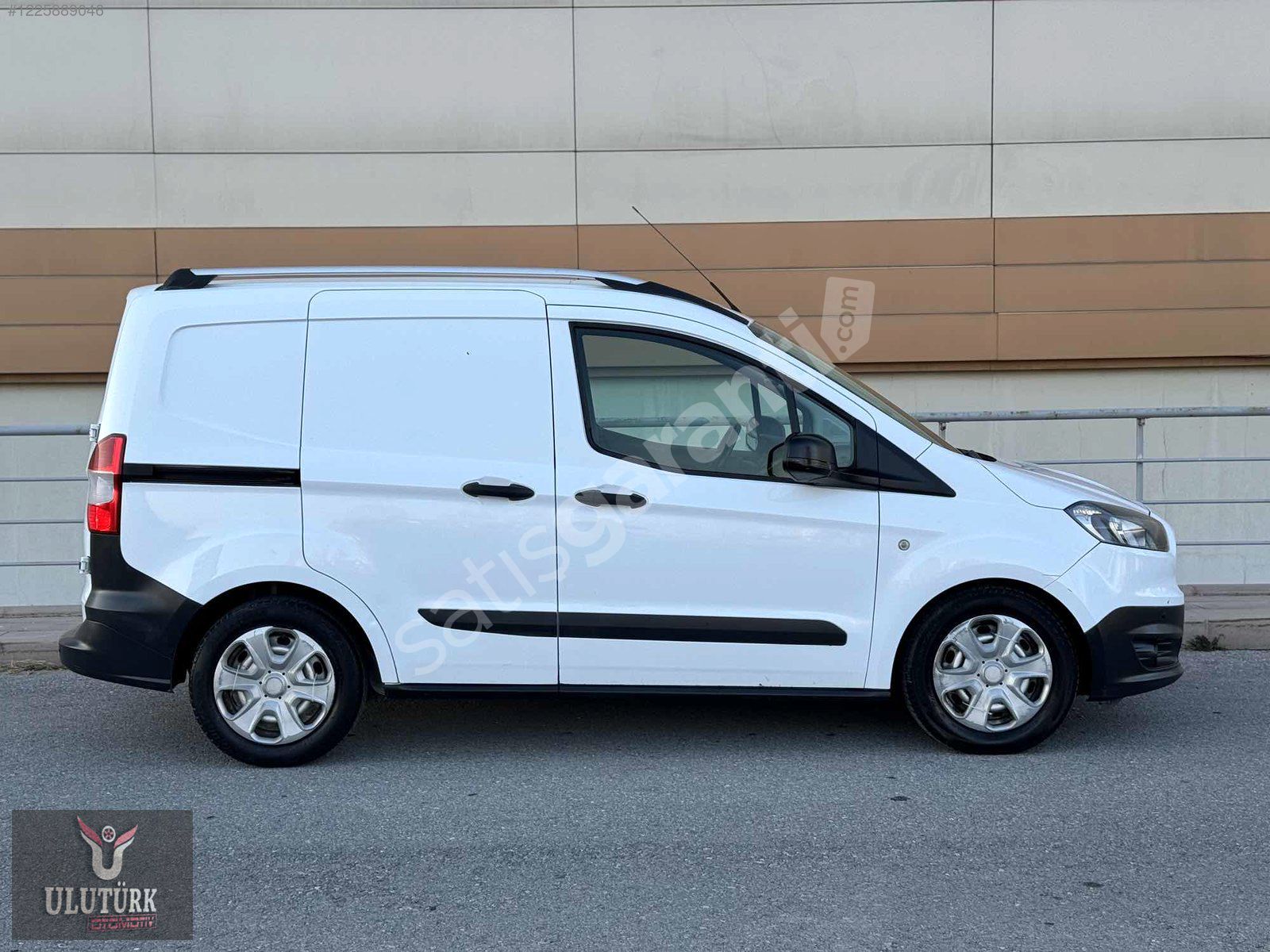 ULUTÜRK MOTORLU ARAÇLAR'DAN 2016 TRANSİT COURİER KLİMALI