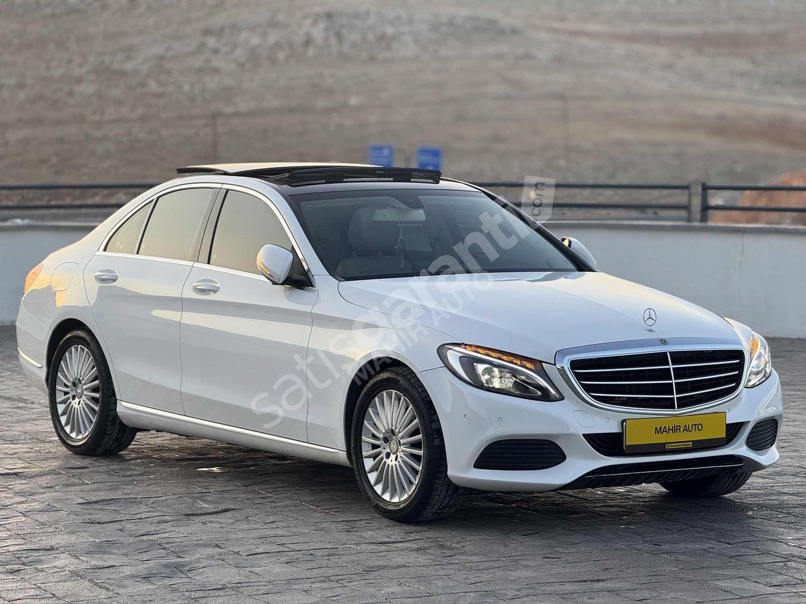 "MAHİR AUTO" MERCEDES C200 D EXCLUSİVE TOUCHPAD NAVİ ANALOG