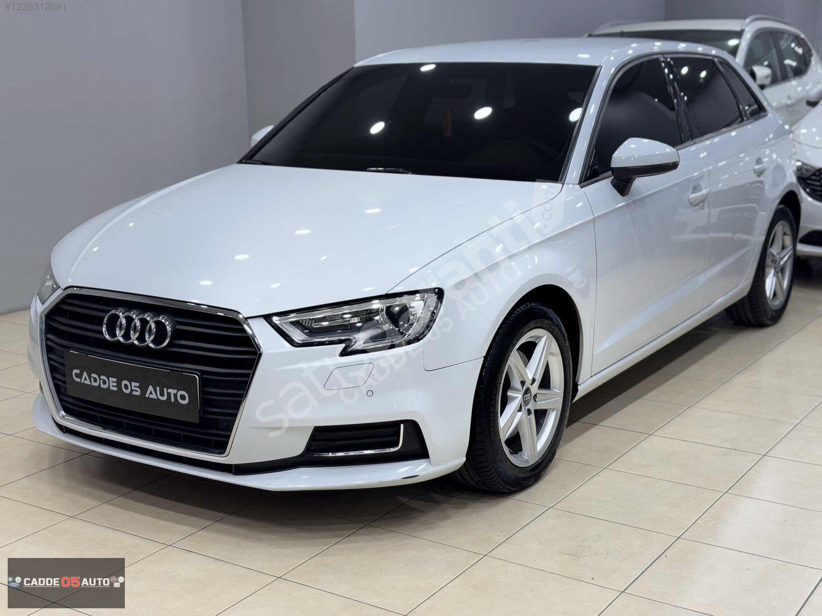 CADDE 05 AUTODAN 2017 AUDİ A3 SPORTBACK 1.0 TFSİ DYNAMİC