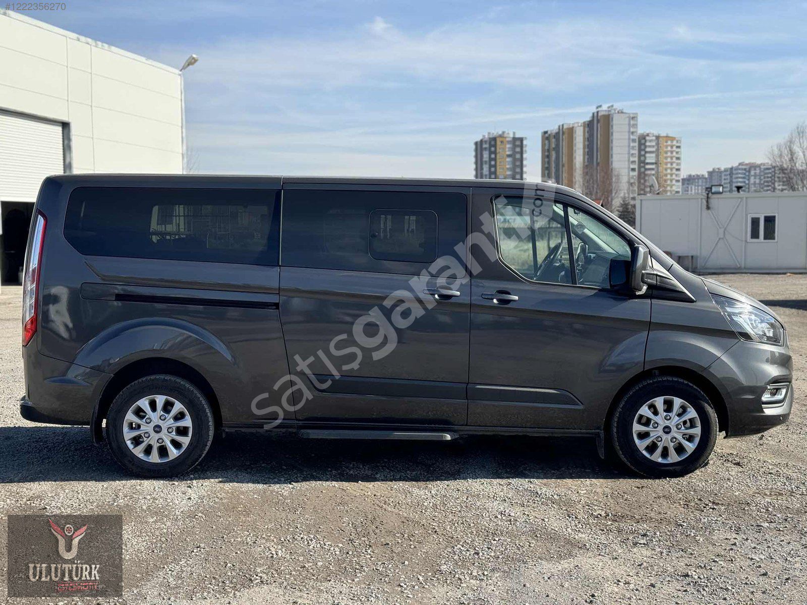 ULUTÜRK MOTORLU ARAÇLAR'DAN 2023 TOURNEO CUSTOM 8+1 OTOMOBİL