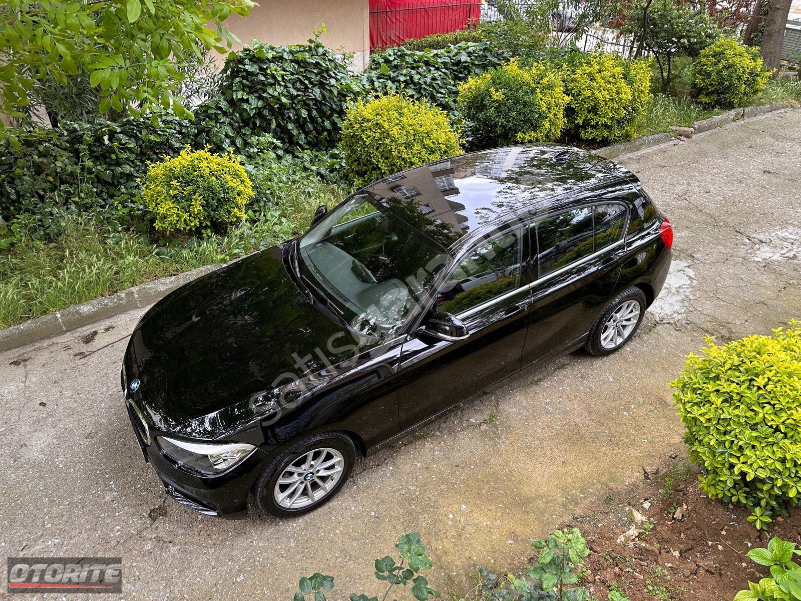OTORİTE'DEN 2018 1.18İ PREMIUM LİNE OTOMATİK VİTES BAKIMLI.