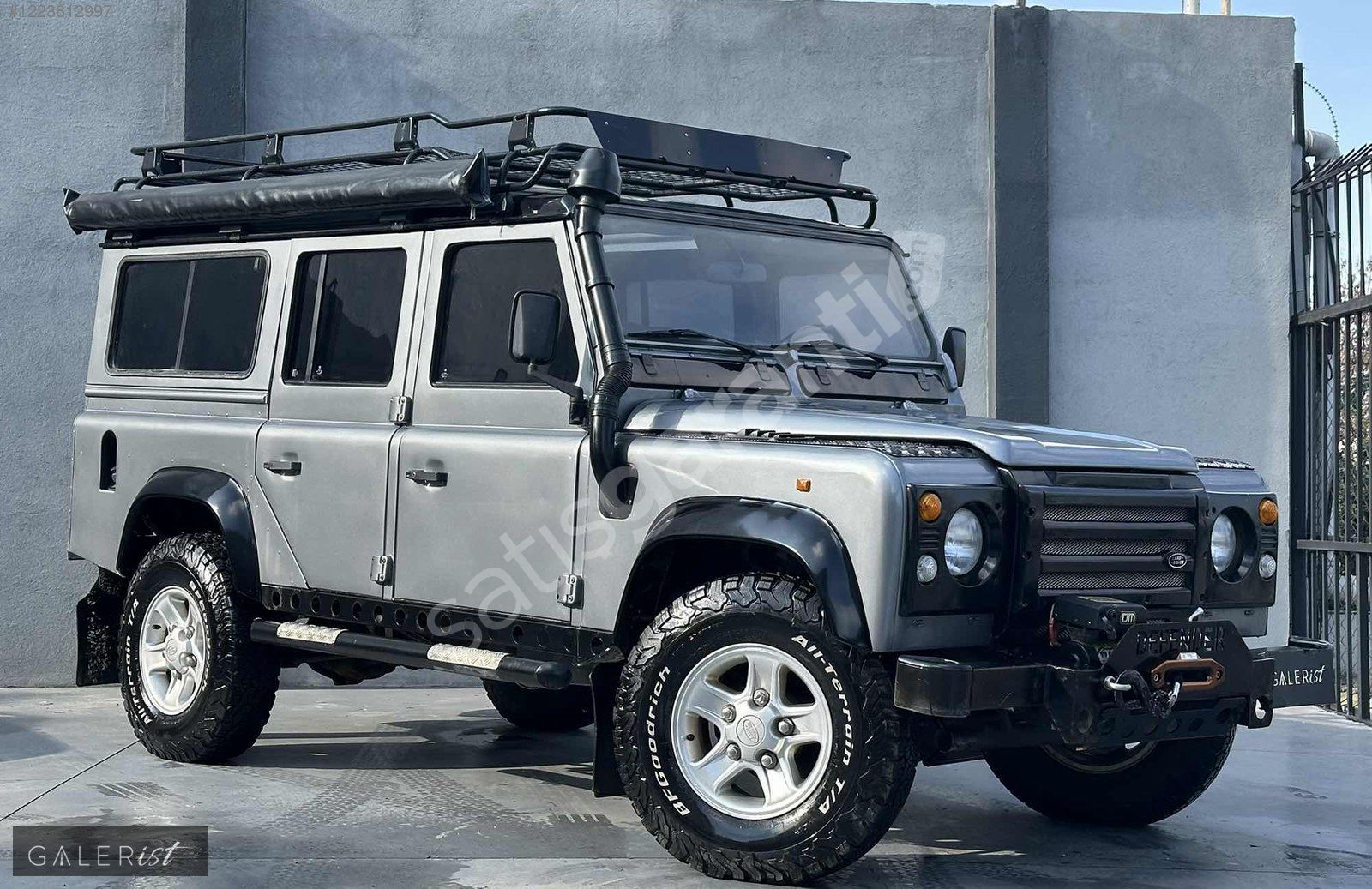 GALERIST - 1998 Land Rover Defender 110 2.5 TDI