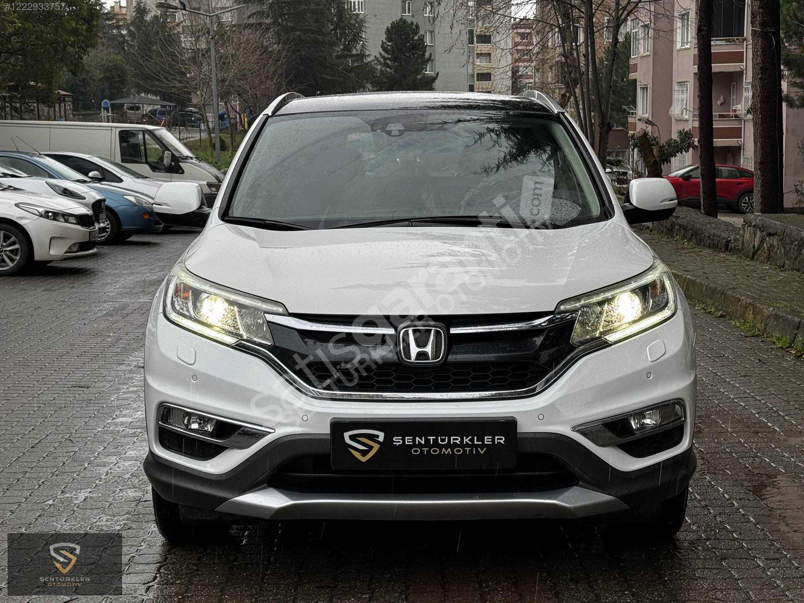 2015 MODEL/HATASIZ BOYASIZ DEĞİŞENSİZ/179.000 KMDE/4X4