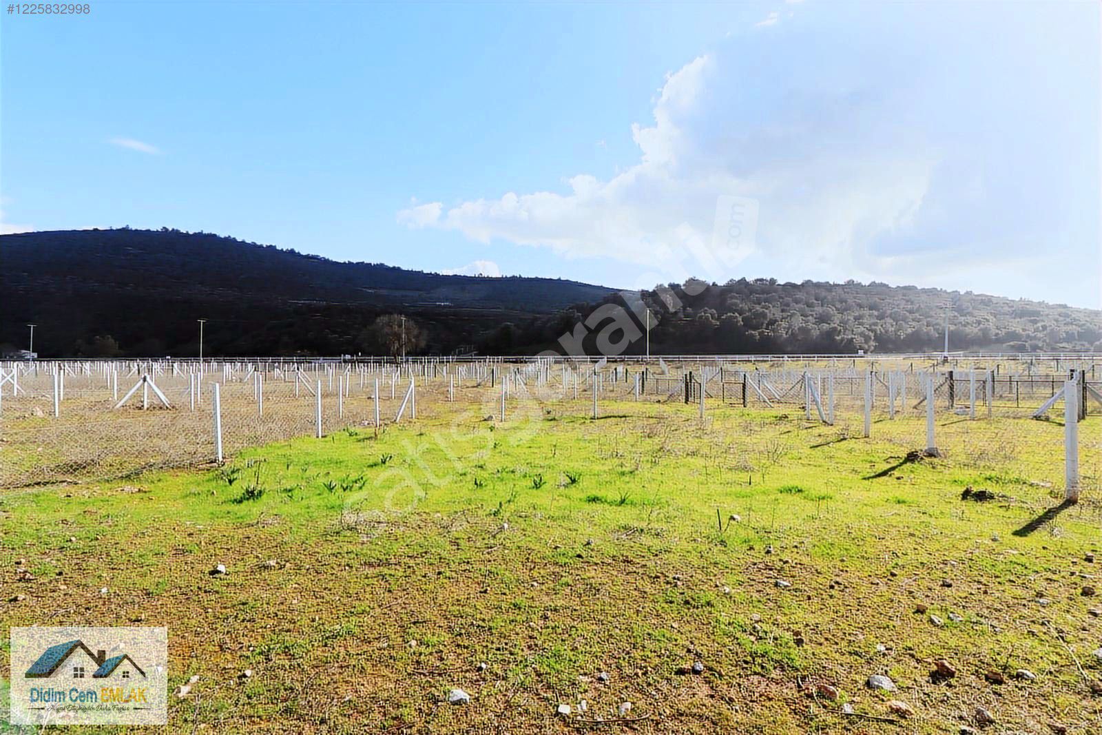 BODRUM YOLUNA SIFIR SATILIK 250 M2 TEL ÖRGÜLÜ ARSALAR