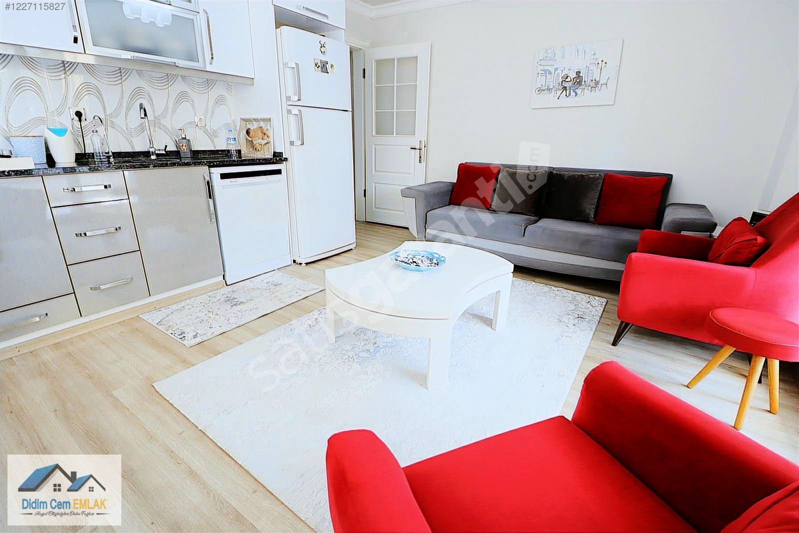ÇAMLIK MAHALLESİNDE2+1 YÜKSEK GİRİŞ BÜYÜK BALKONLU DAİRE