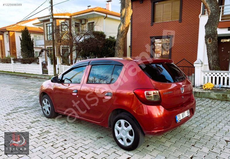 FIRSAT ARACI 2013 DACIA KIRMIZI SERVİS BAKIMLI İKİNCİ KULLANICI