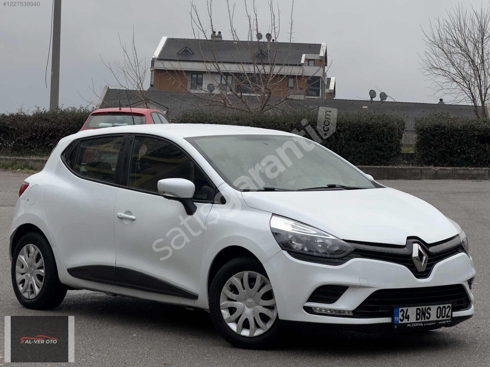 2016 MODEL MAKYAJLI KASA TERTEMİZ DİZEL CLİO