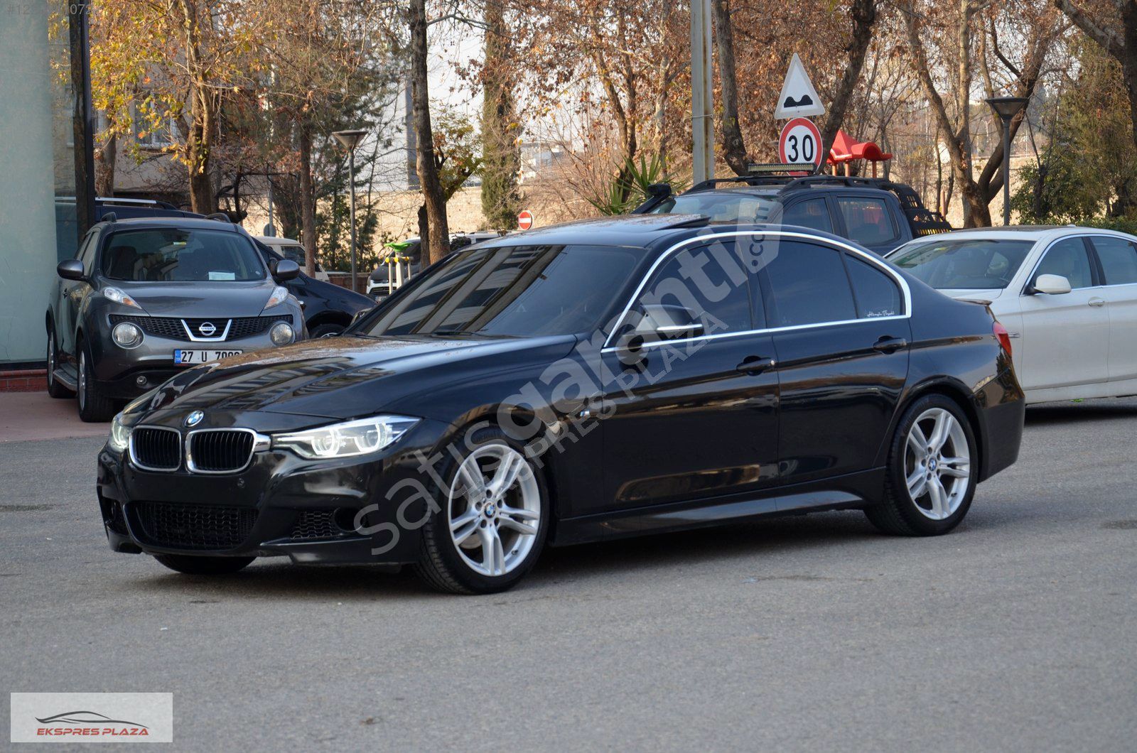 EKSPRES PLAZA'DAN 2016 BMW 3.20İ ED LUXURY LİNE