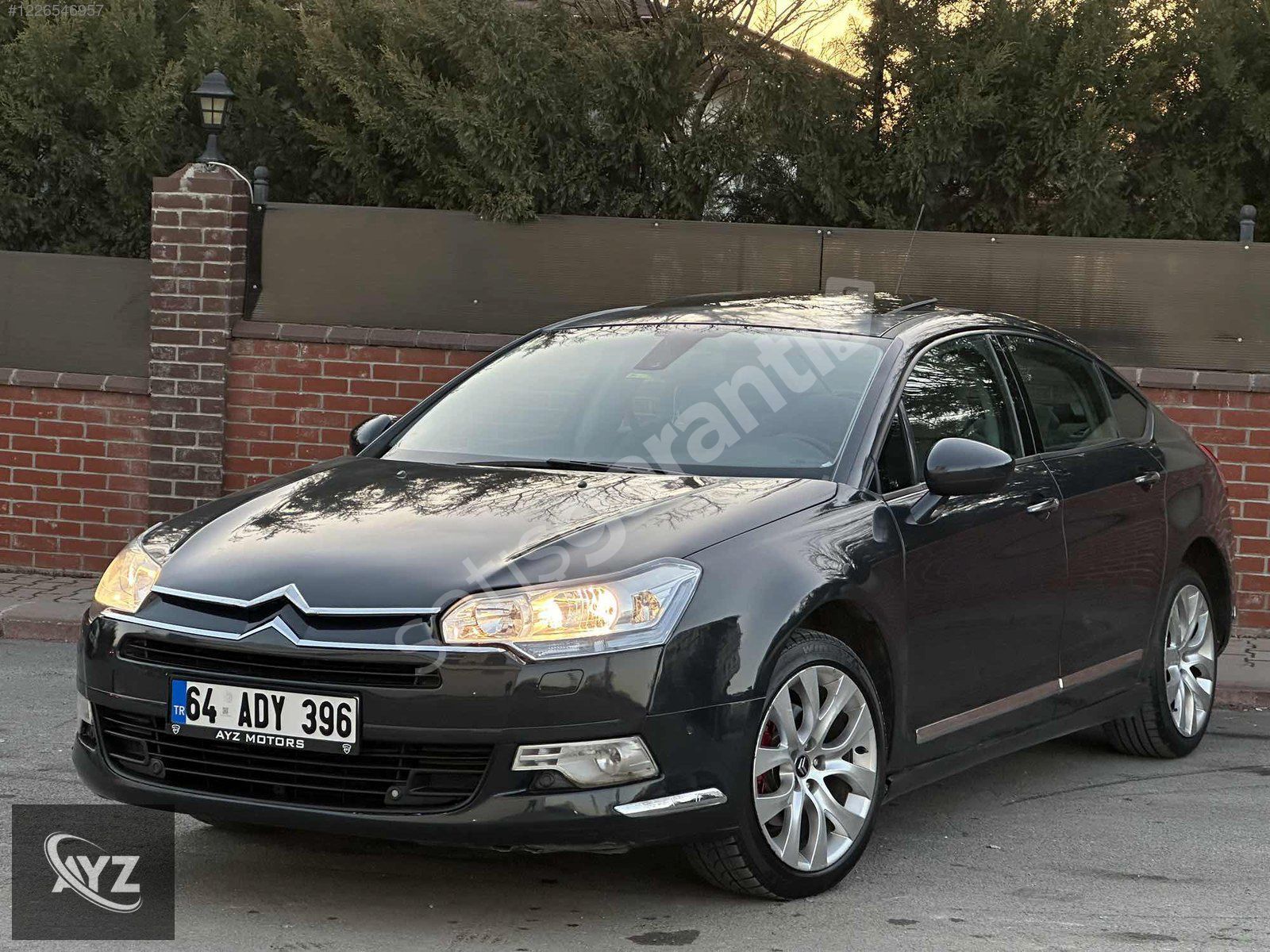 DEĞİŞENSİZ TRAMERSİZ SUNROOF'LU