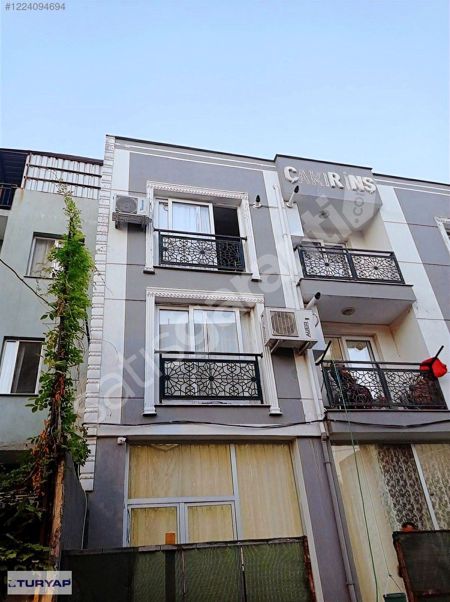 Bornova Mevlanada 5 yıllık Binada YATIRIMCIYA 1+1 EŞYALI daire