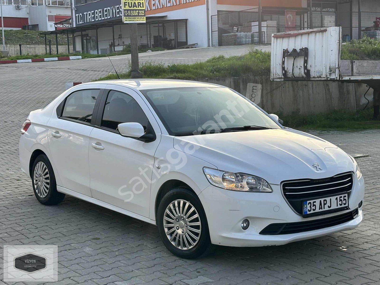 2015 MODEL 152*** KM DE SON DERECE BAKIMLI BEYAZ RENK