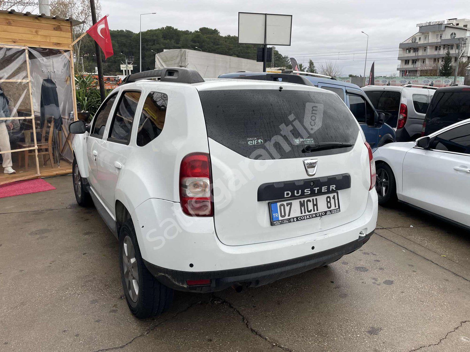 VERNEZDEN DACIA DUSTER