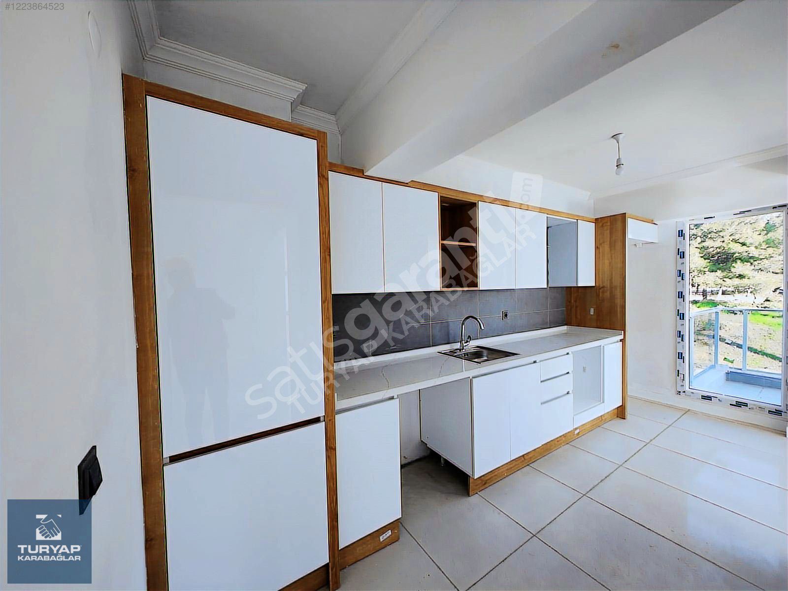 TURYAP'TAN HAVUZLU SİTE İÇİ ARAKAT 2+1 DAİRE