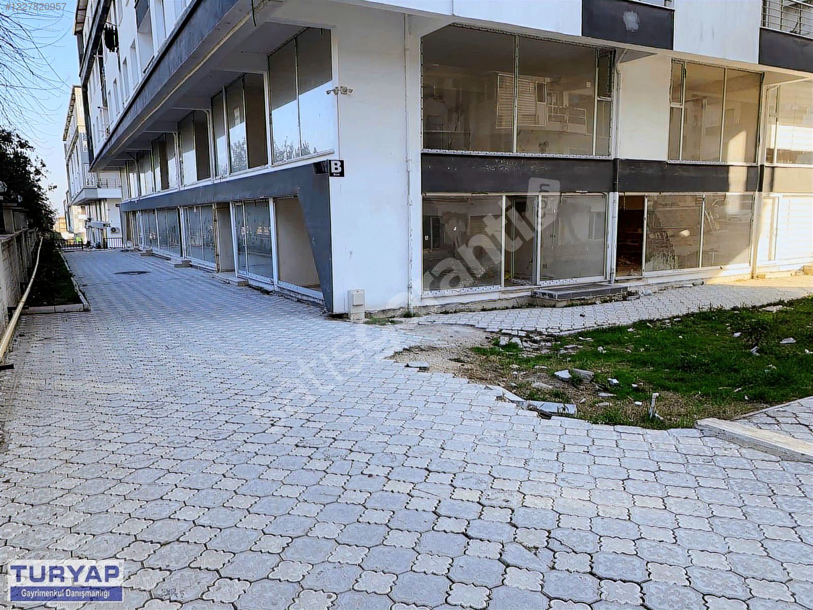 SERİNYOL'DA ÇOK UYGUN FİYATA SATILIK DÜKKAN