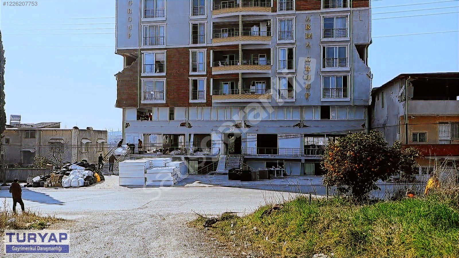 ÇEKMECE BALLIÖZ YOLU ÜZERİ SATILIK HİSSE
