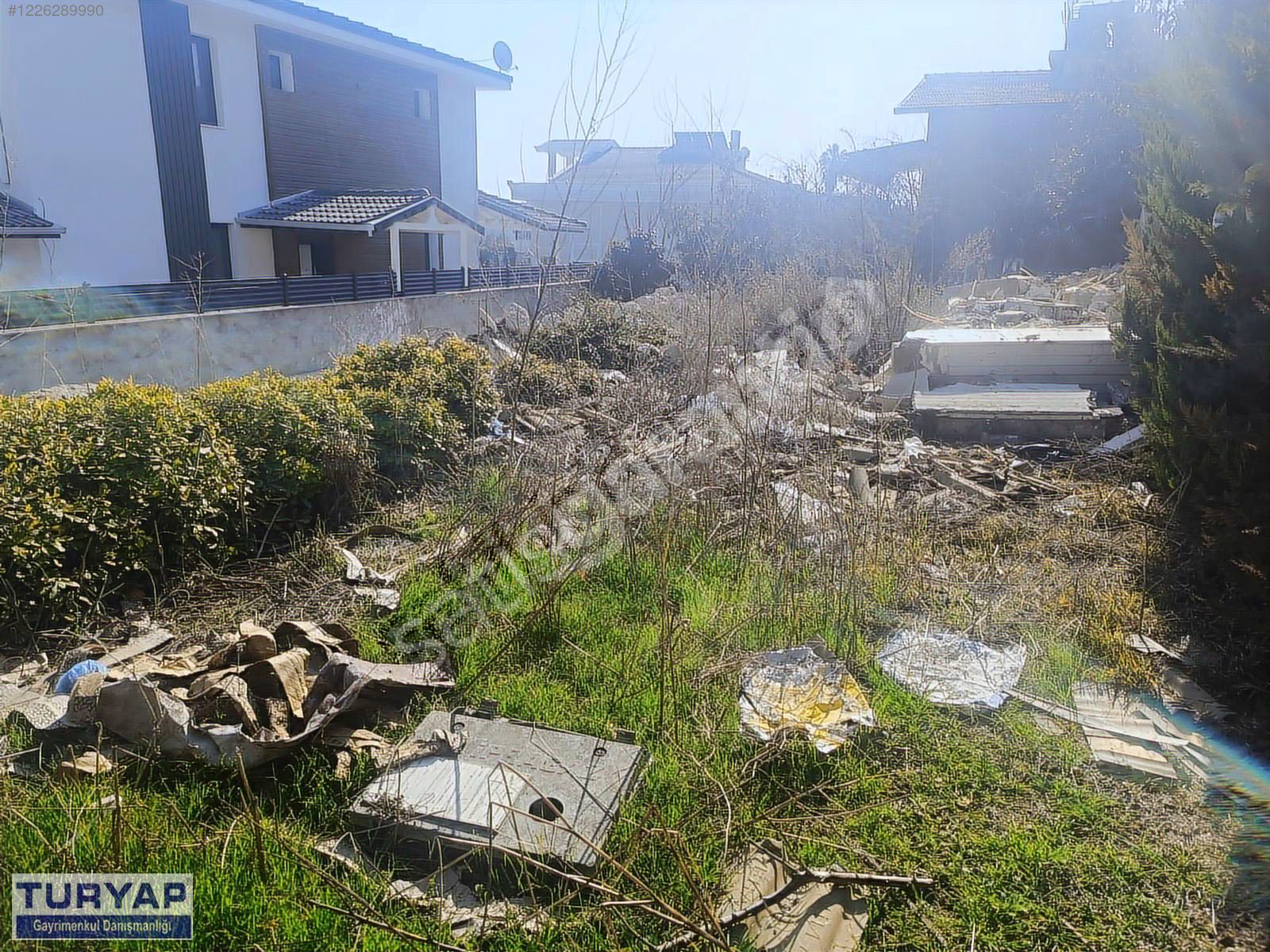 TURYAP'TAN BAHÇELİ EVLERDE SATILIK 358 METRE KARE PARSEL