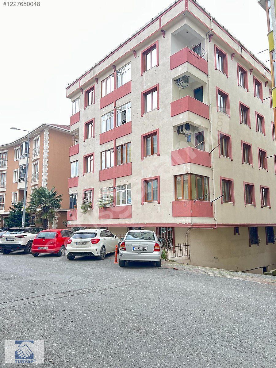 ÜMRANİYE BELEDİYESİNİN HEMEN YANINDA BAKIMLI 3+1 KİRALIK DAİRE