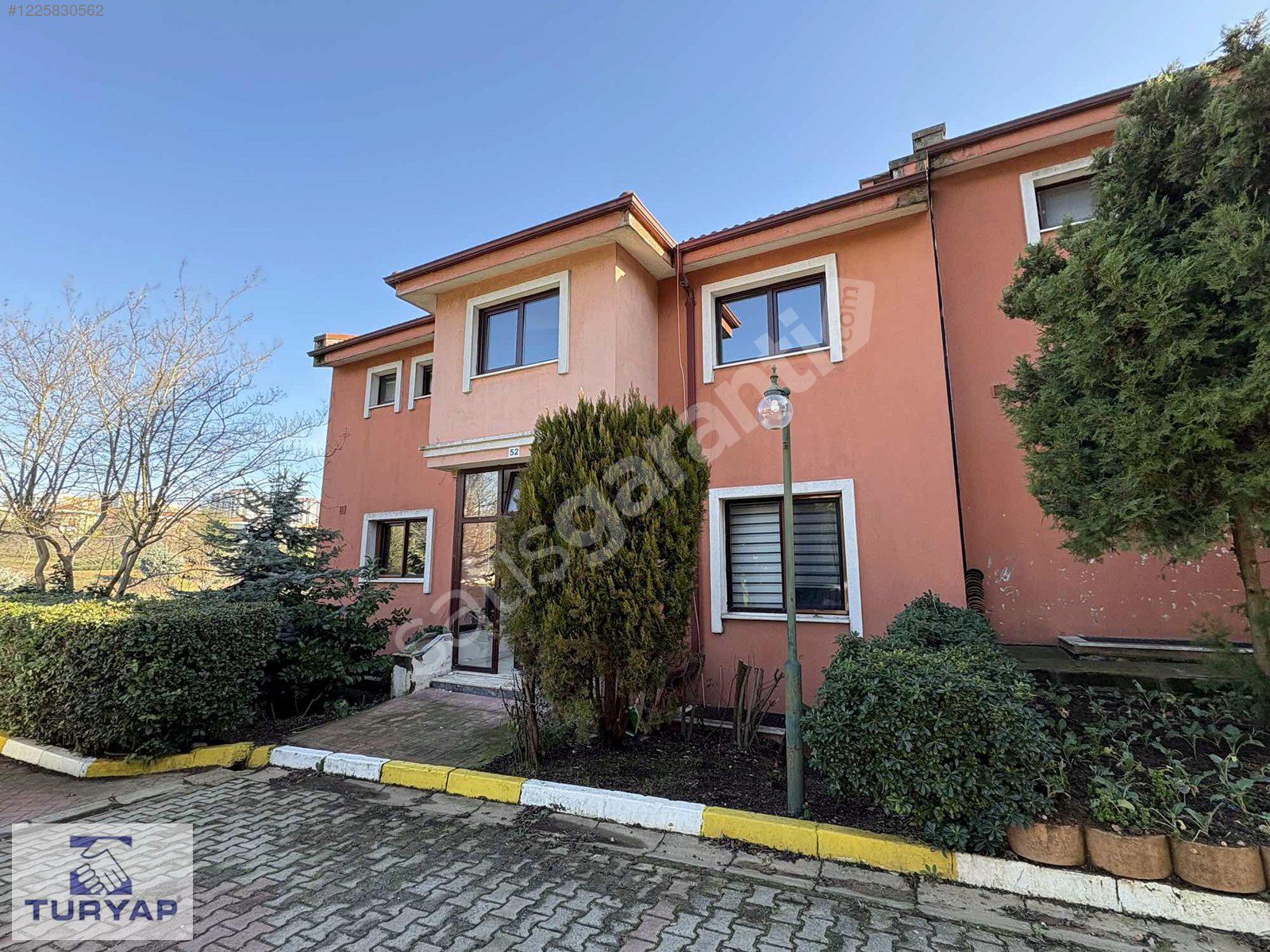 KİPTAŞ YASEMEN SİTESİNDE,BOŞ, 450m2 BAHÇELİ 5+2 TRİPLEKS