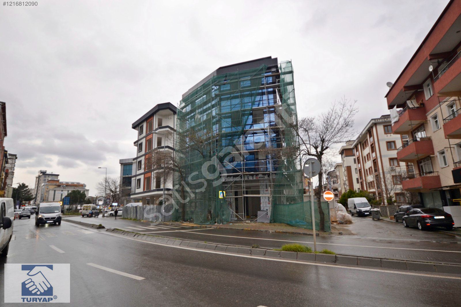 Tavukçuyolunda Kiralık Ofis Büro İşyeri Yeni Bina Tamer Karvan