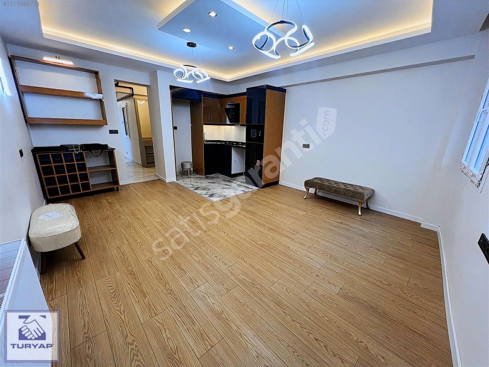 Alsancak'ta Satılık Çift Cepheli, Komple Tadilatlı 3+1 Daire