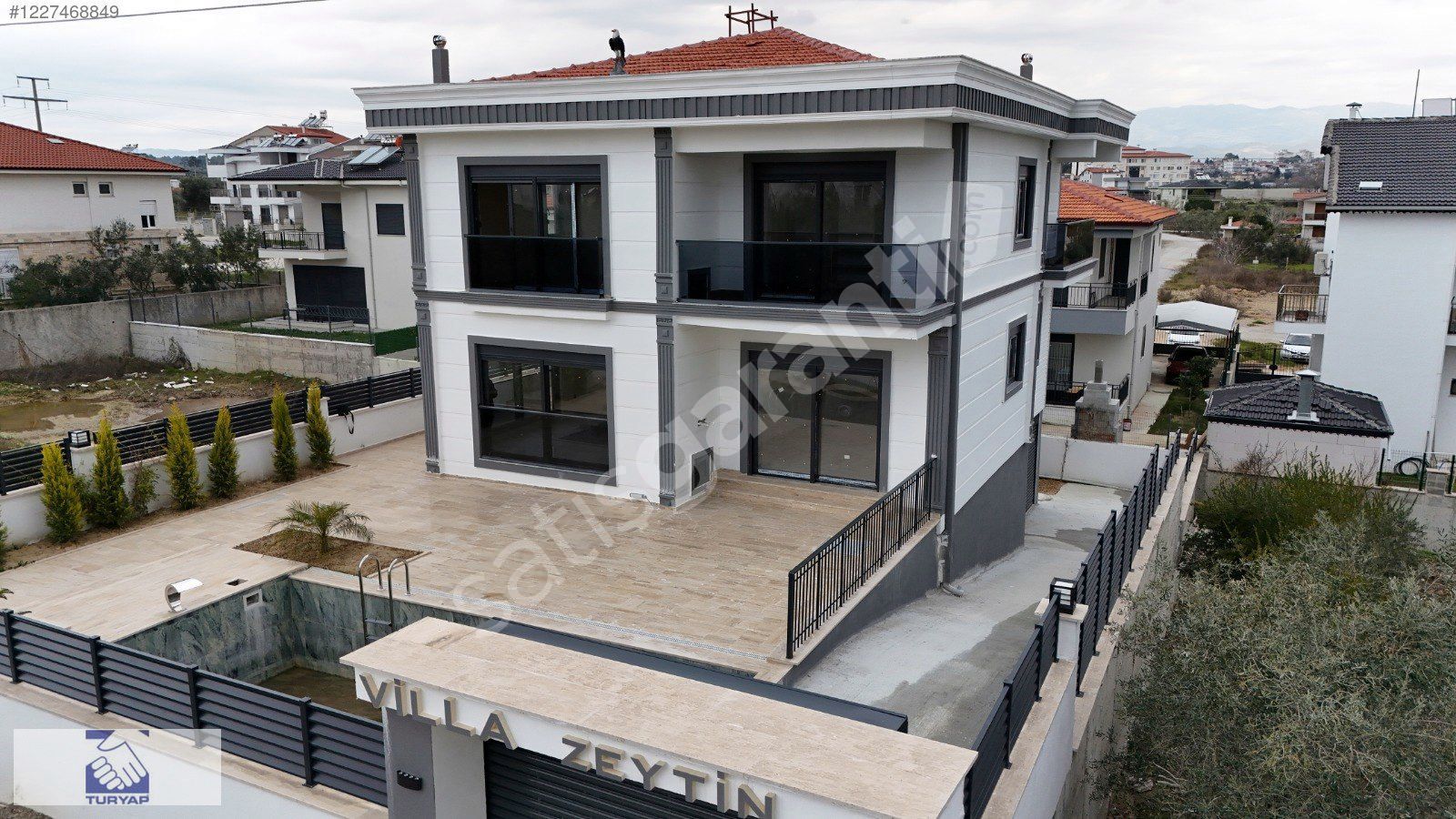 HAYALİNİZDEKİ 6+1 , ÖZEL HAVUZLU ,BAHÇELİ VİLLANIZ HAZIR