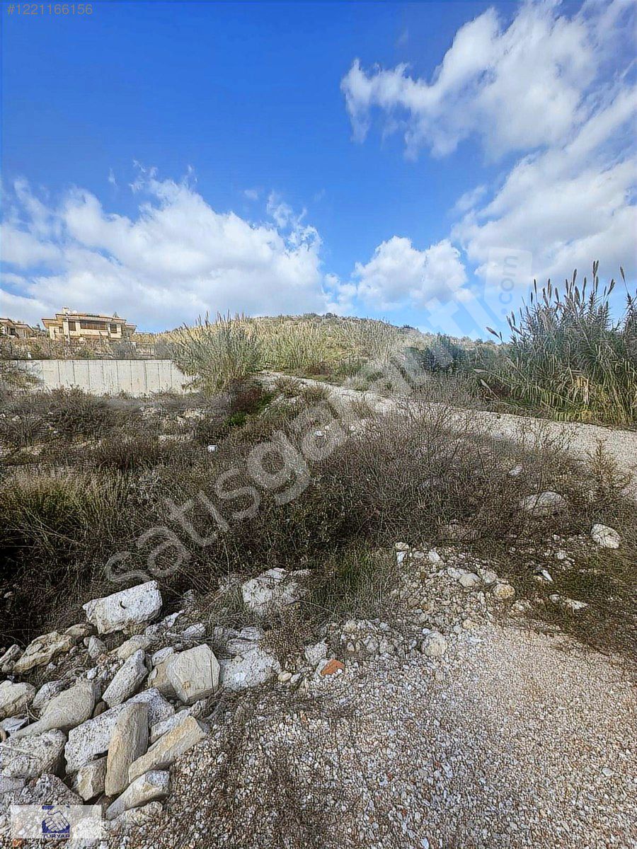 Seki mah'de Deniz ve Doğa Manzaralı Satılık Villa Arsası