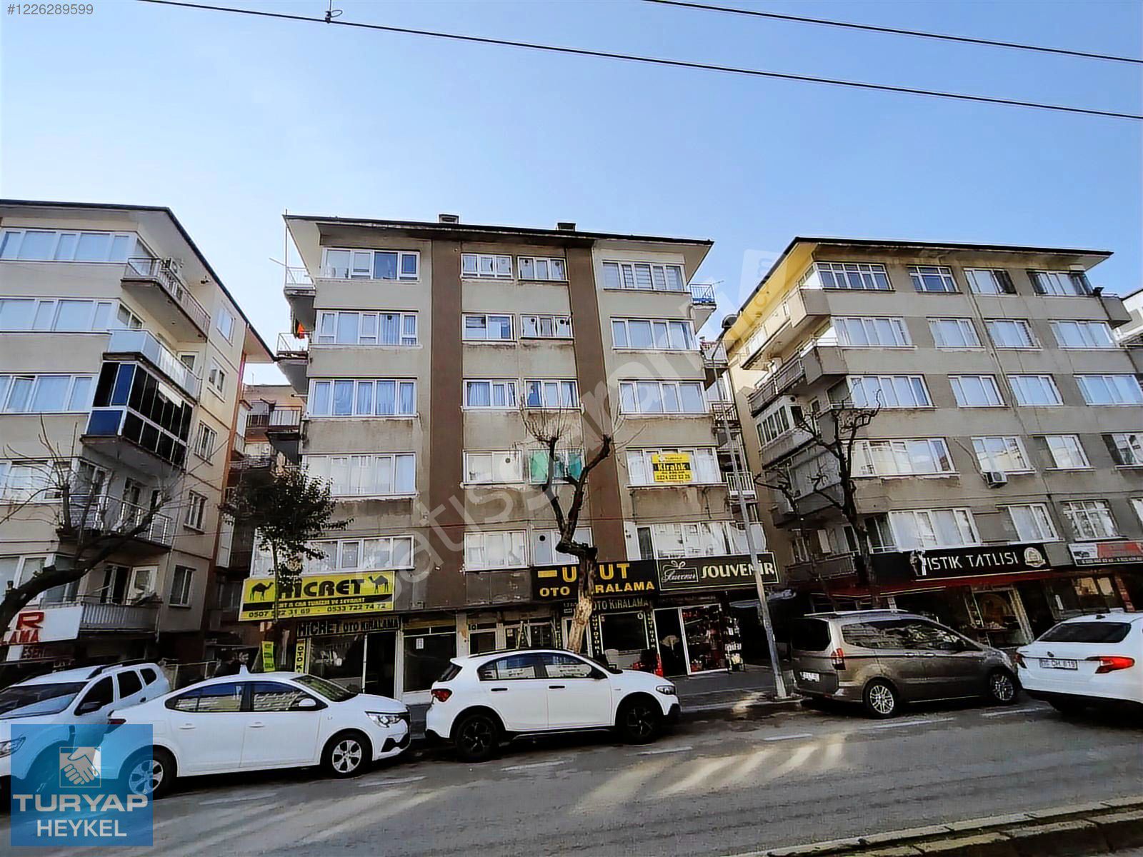 ÇARŞAMBA'DA CADDE ÜSTÜNDE EŞYALI KİRALIK DAİRE