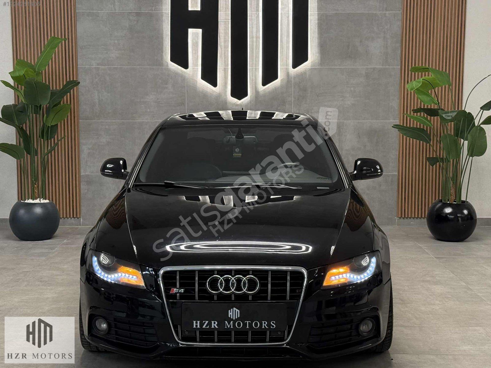 HZR MOTORS 2010 AUDİ A4 S LİNE 2.0 SUNROOF XENON TABLET EKRAN