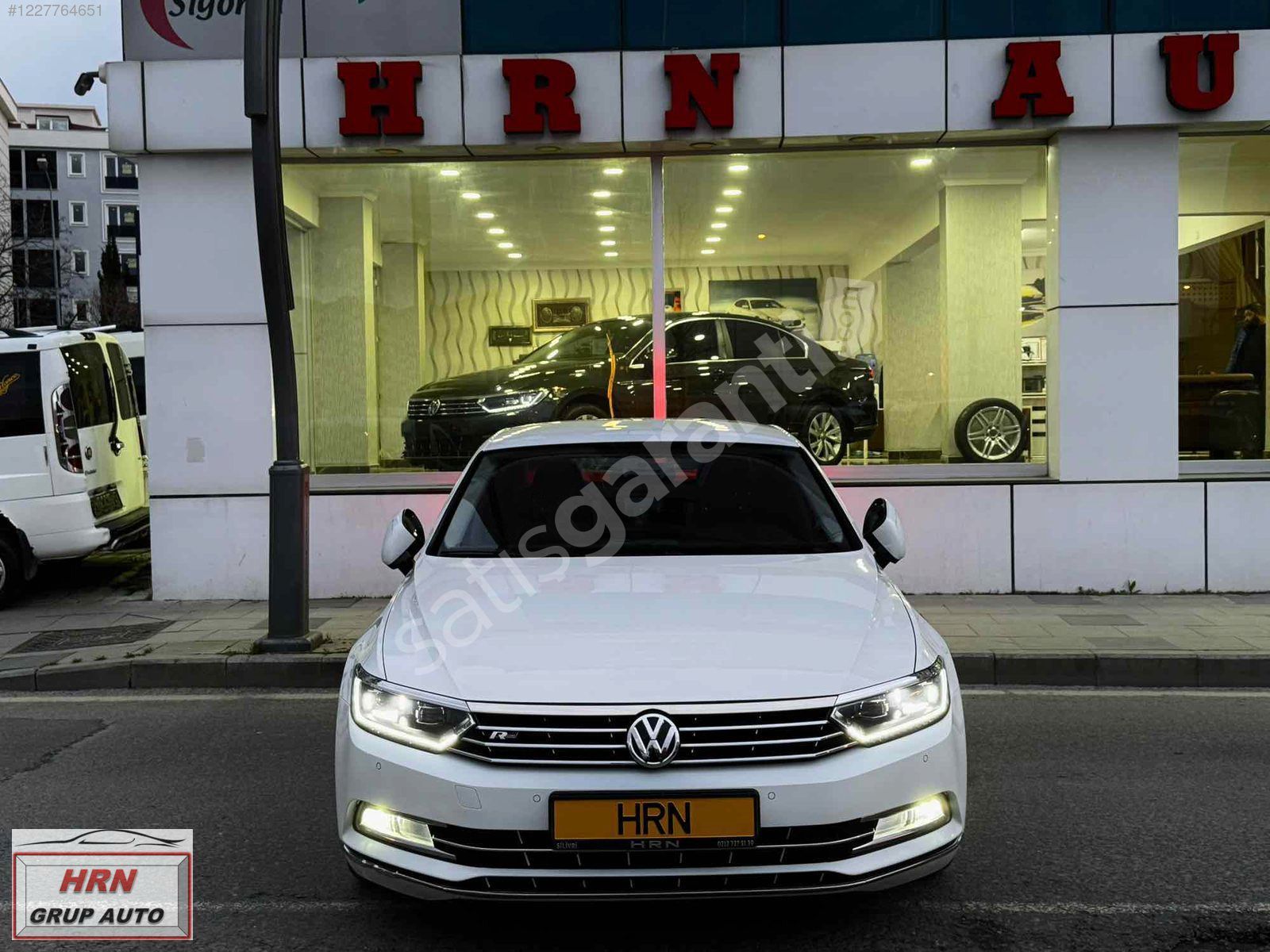 HRN AUTO 2017 MODEL VOLKSWAGEN PASSAT HATASIZ TRAMERSİZ