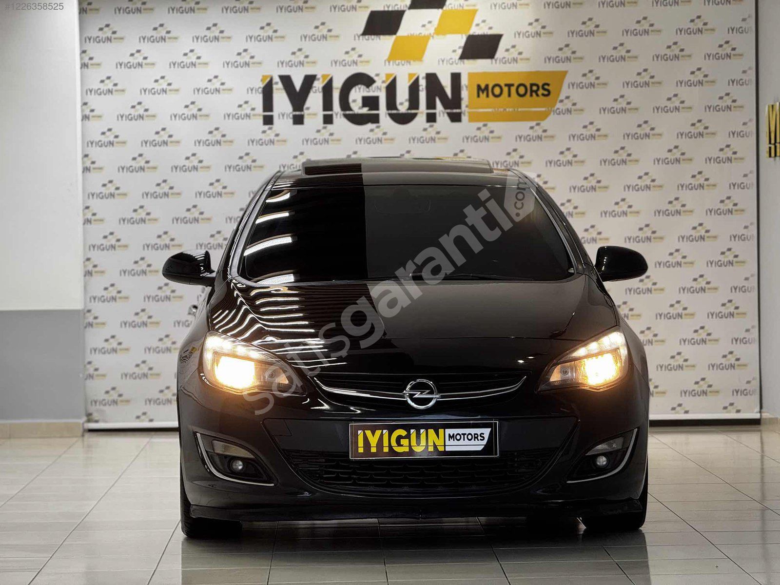 İYİGÜN MOTORS 2015 MDL SUNROOF-TESLA EKRAN-HATASIZ-BOYASIZ