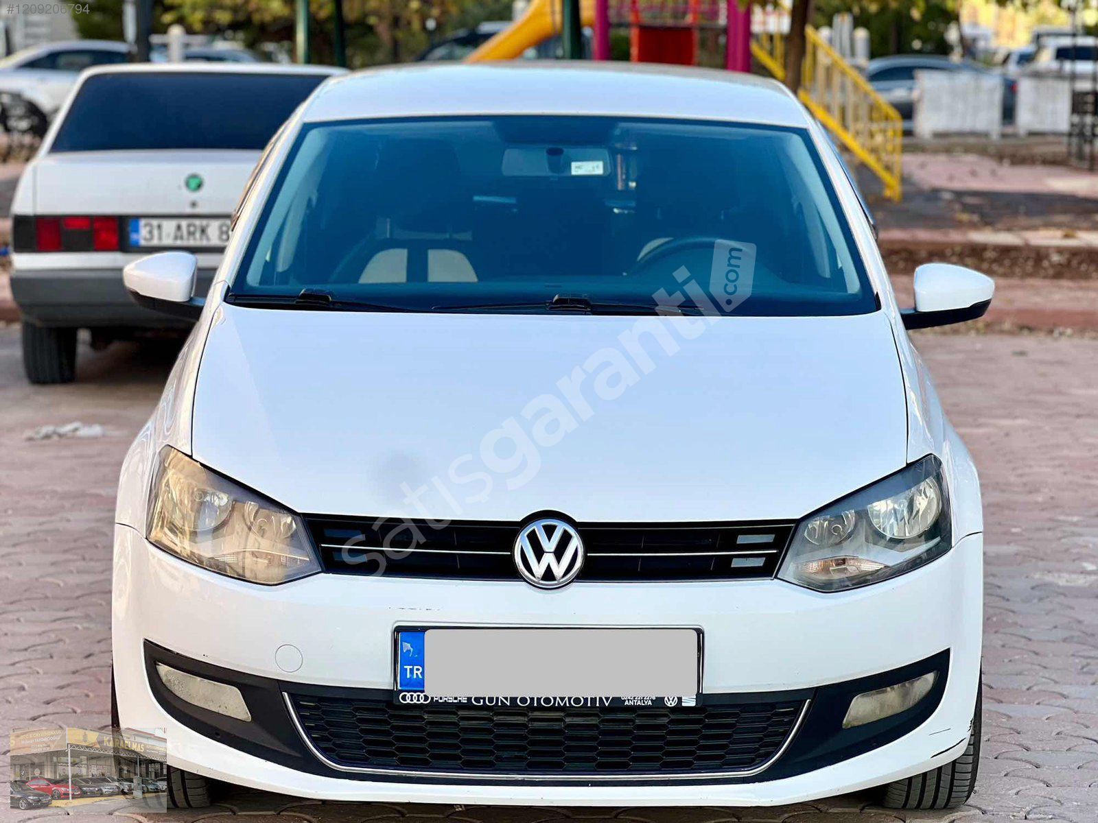 KARAELMAS DAN 1.4 DSG 155.000 KM TERTEMİZ 1. SINIF POLO FIRSATI
