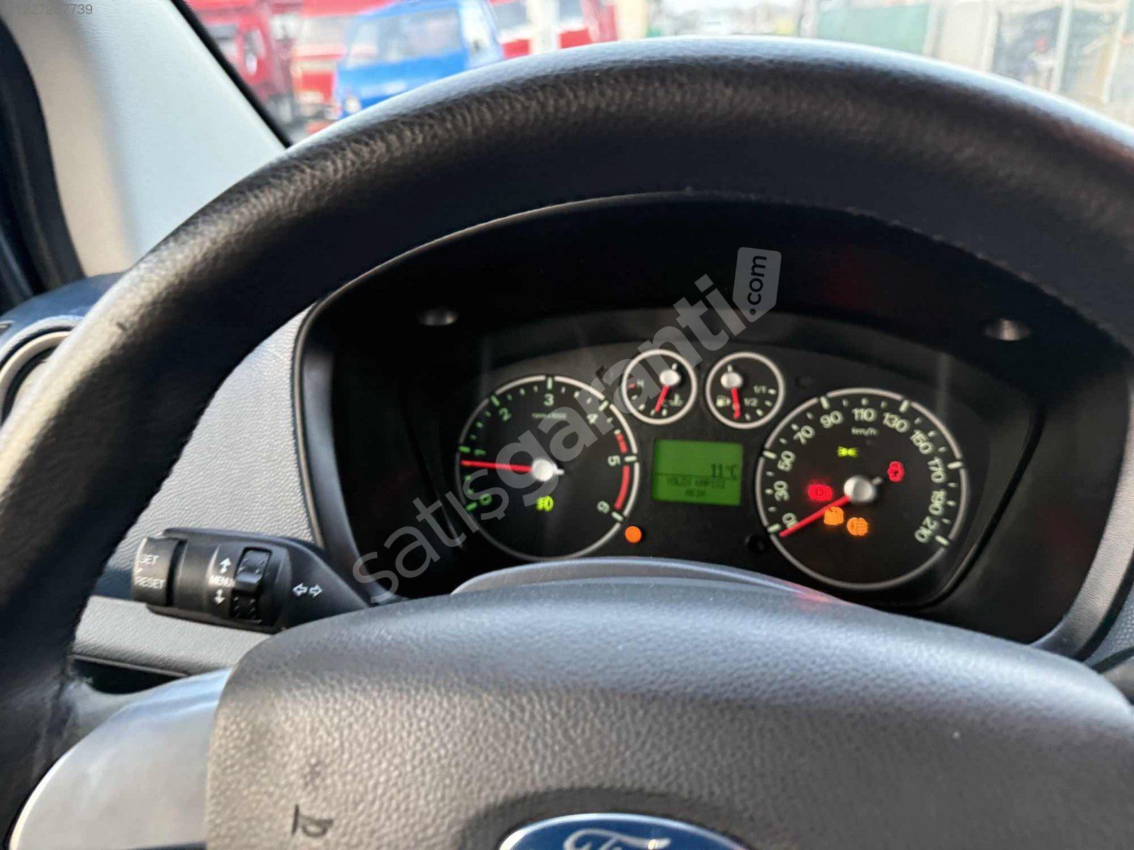 Araç 75liktir temiz kullanılmış ful orjinal