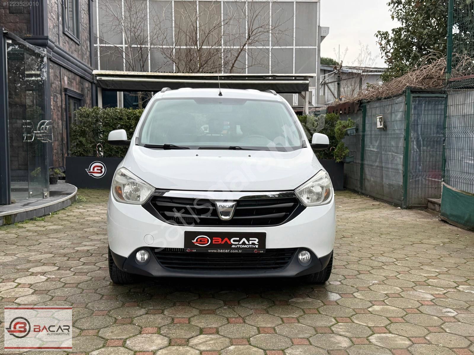 2015 DACIA LODGY LAUREATE 1.5 Dci 5K %20 Kdv K.Kartına 12 TAKSİT