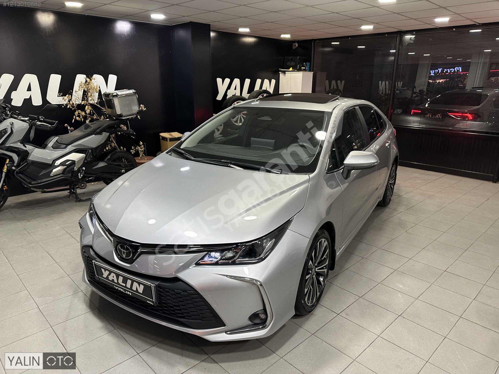 YALIN OTOMOTİV - 2023 COROLLA 1.5 FLAME X-PACK SUNROOF HATASIZ