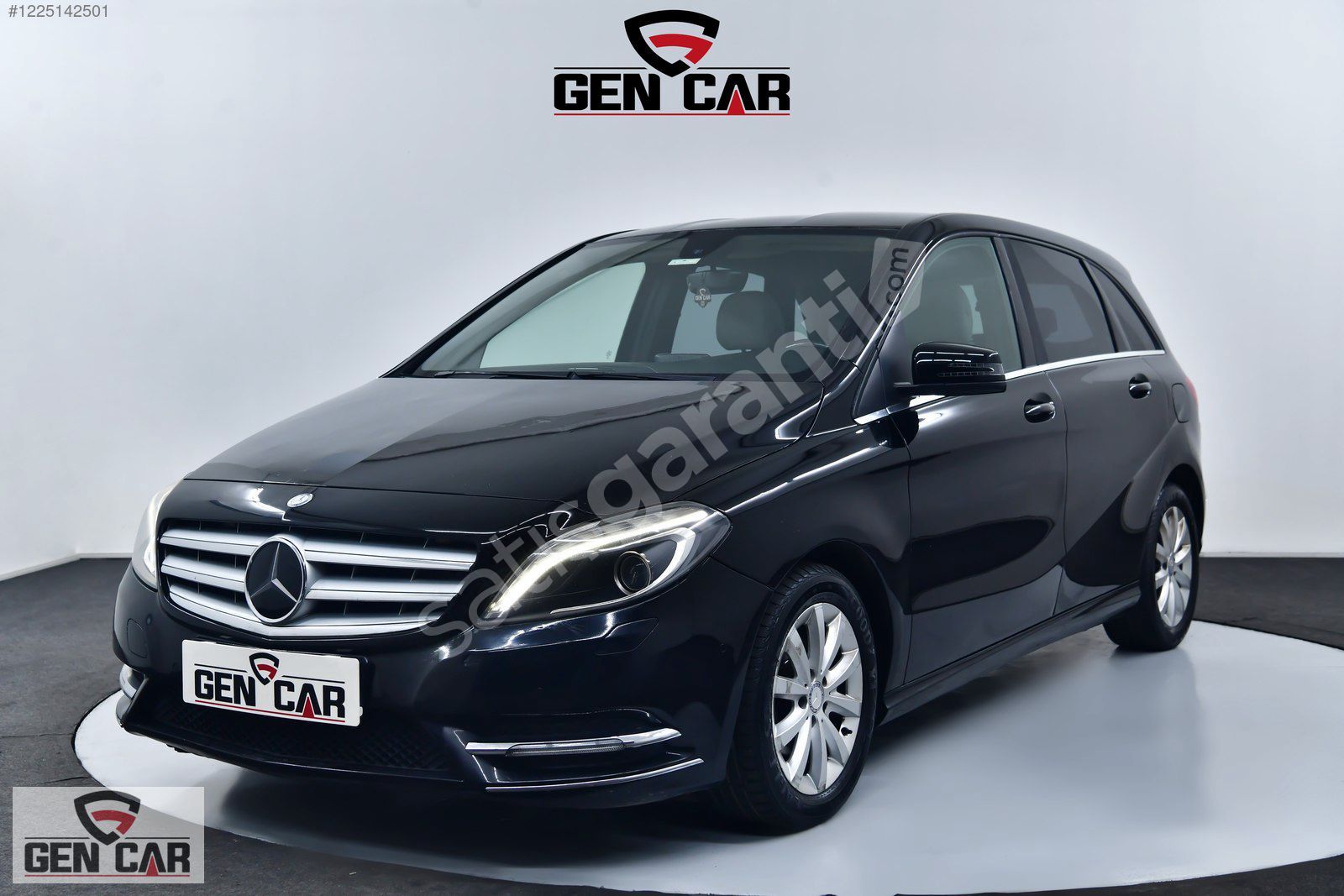 300 BİN PEŞİNATLA DEĞİŞENSİZ 2014 MERCEDES B180 DİZEL OTOMATİK