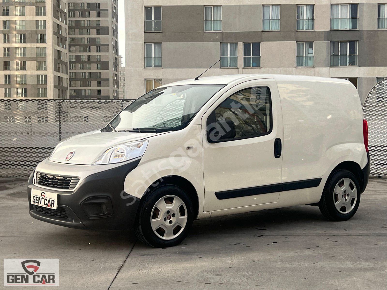 100 BİN TL PEŞİNATLA FİAT FİORİNO CARGO 1.3 MULTİJET 126.000 KM