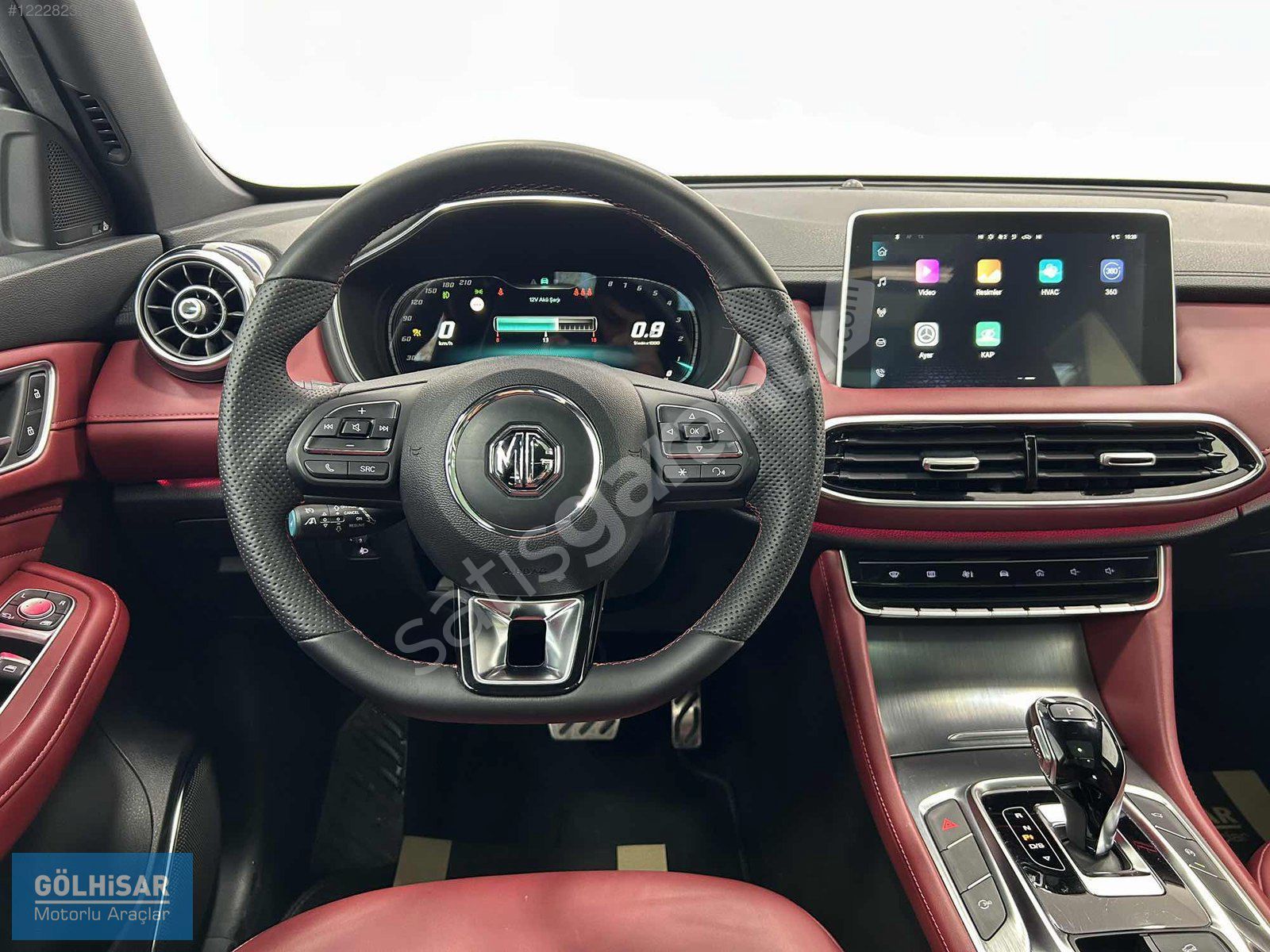 GÖLHİSAR'dan 2024 BOYASIZ MG HS LUXURY CAM TVN-KIRMIZI KOLTUK