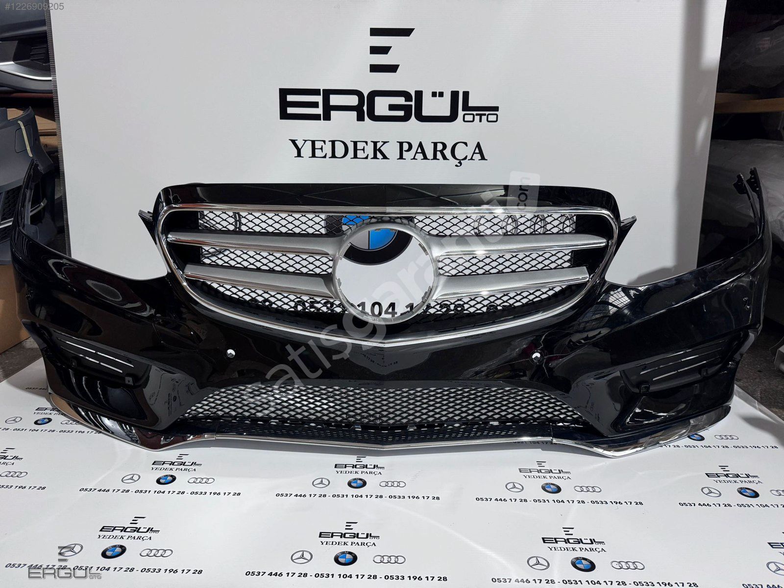 ERGÜL OTO-MERCEDES W205 AMG ÖN SİYAH DOLU TAMPON SIFIR