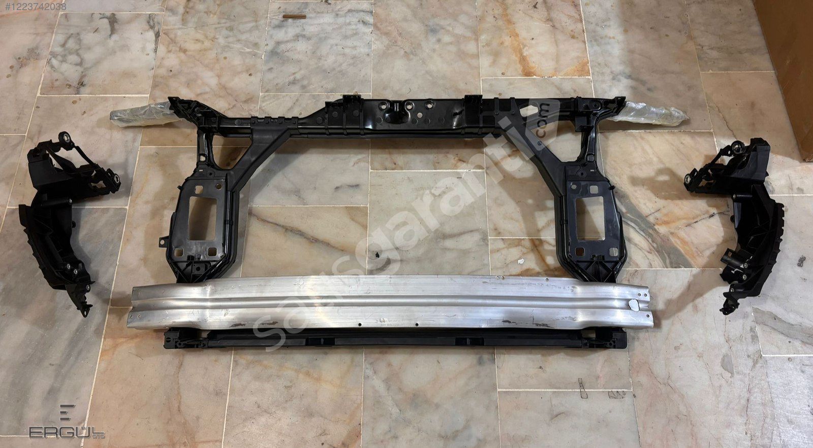 ERGÜL OTO-AUDİ A4-A5 ÖN PANEL SIFIR
