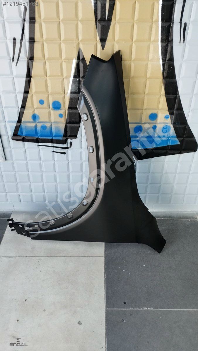 ERGÜL OTO-MERCEDES W247 GLB SOL ÇAMURLUK SIFIR