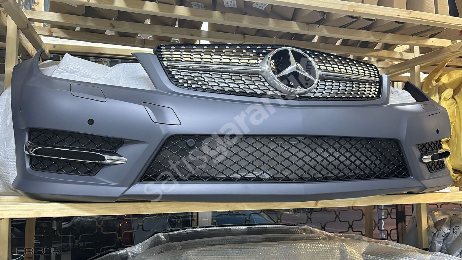 ERGÜL OTO-MERCEDES W204 AMG ON DOLU TAMPON SIFIR