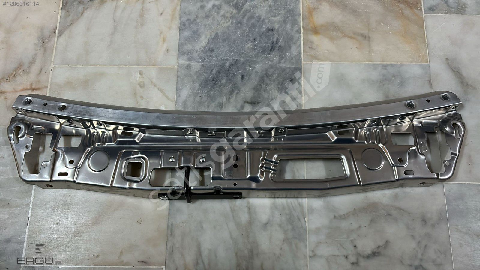 ERGÜL OTO- MERCEDES W206 C SERİSİ ÜST PANEL ALÜMİNYUM SIFIR