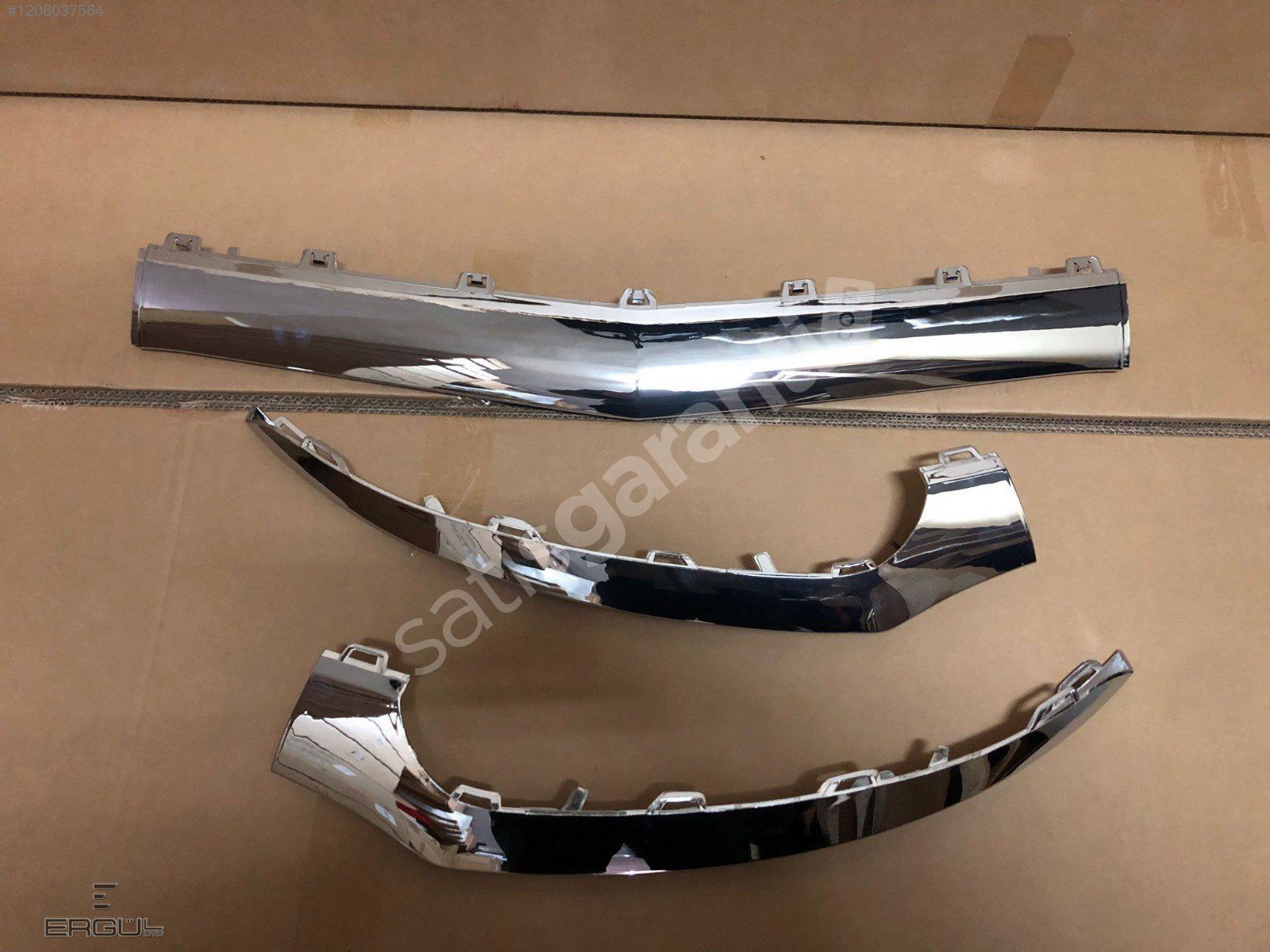 ERGÜL OTO- MERCEDES W218 CLS AMG TAMPON KROMLARI TAKIM SIFIR