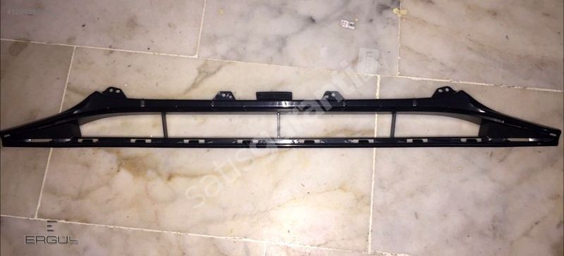 ERGÜL OTO- AUDI A5 8T S LINE TAMPON ORTA IZGARASI SIFIR
