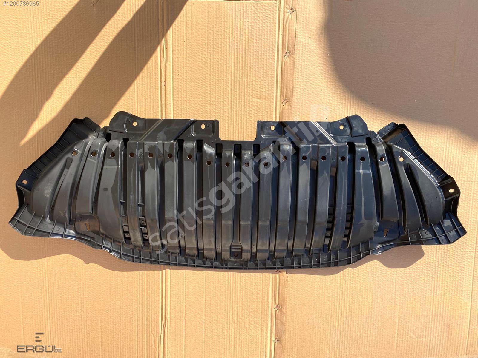 ERGÜL OTO- MERCEDES W205 C SERİSİ AMG TAMPON ALT MUHAFAZA SIFIR