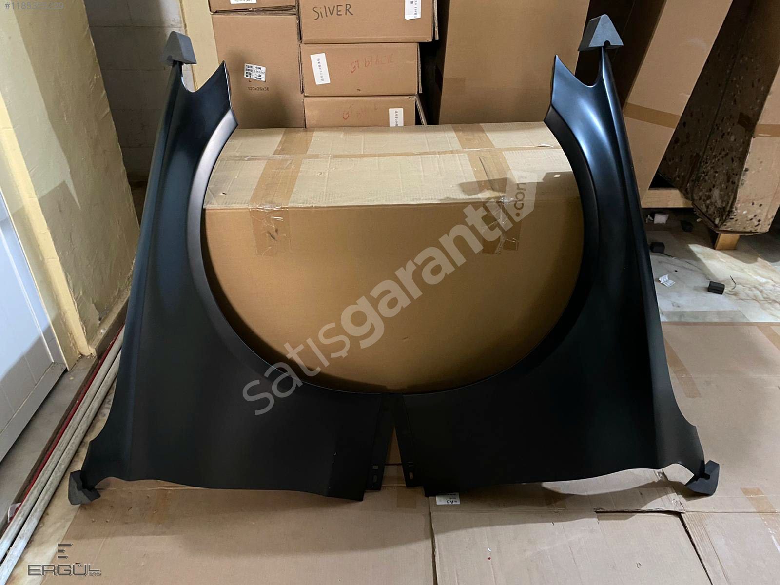 ERGÜL OTO- MERCEDES W205 C SERİSİ ALÜMİNYUM ÇAMURLUK TAKIMI SIFI