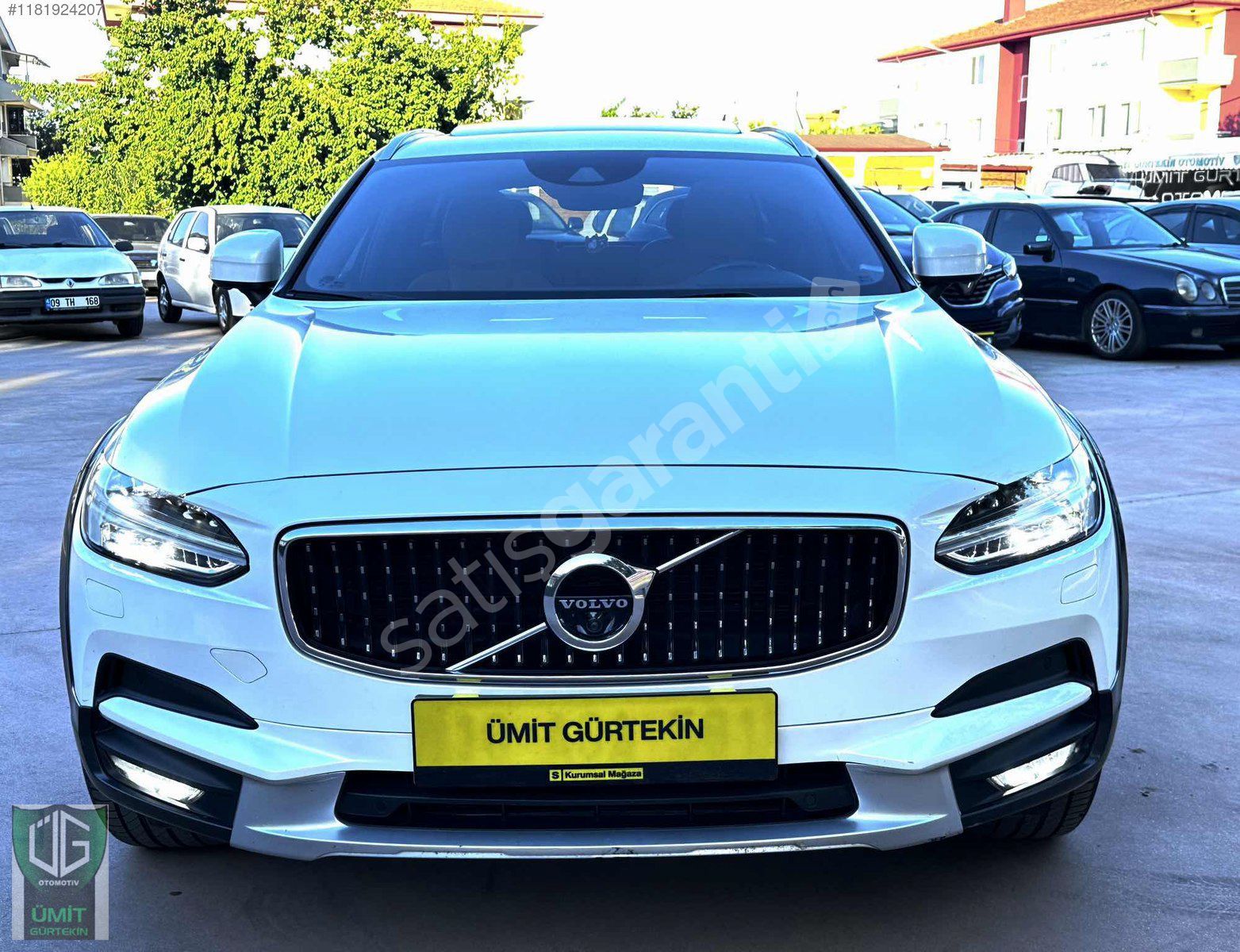 2019 VOLVO V90 CROSS COUNTRY 2.0D D5 AWD PRO FULL+FULL
