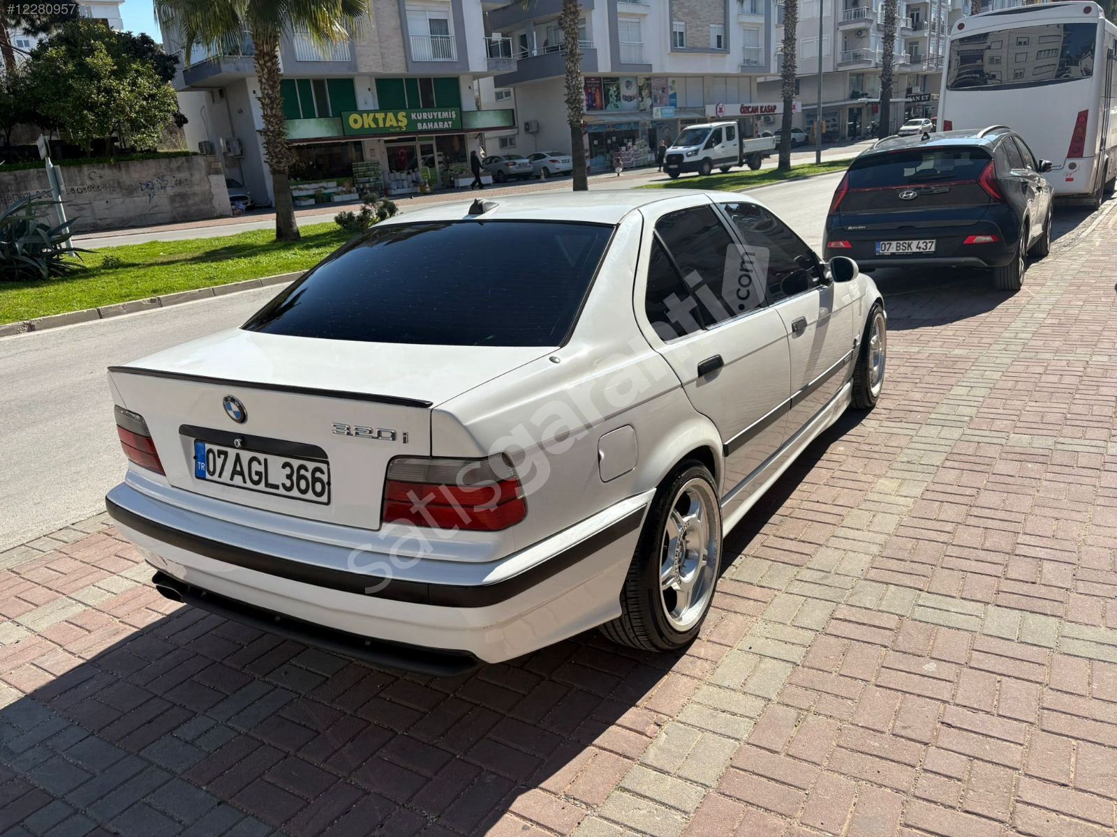 93 model 3.20 i 257.000 km