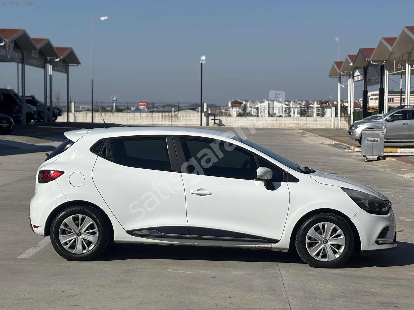 MET OTOMOTİV BOYASIZ 2016 MAKYAJLI 150 BİN KM