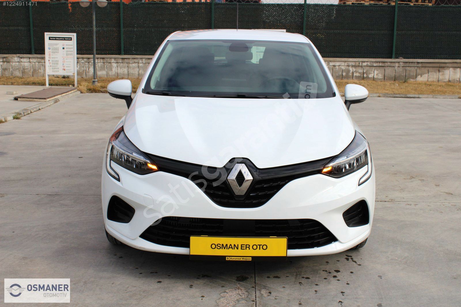 2021 RENAULT CLİO 1.0 TCE JOY 90 BG OTOMATİK 20.000 DEĞİŞENSİZ
